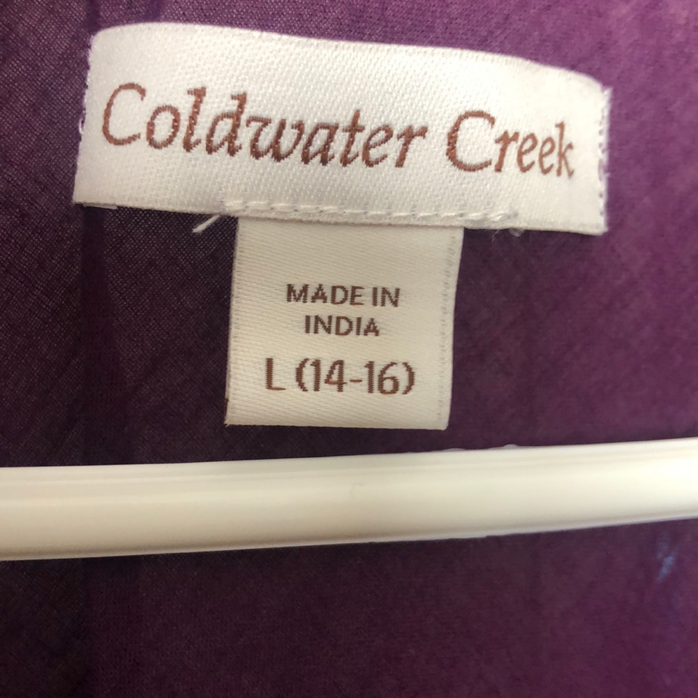Lightweight plum colored tank - Picture 3 of 3